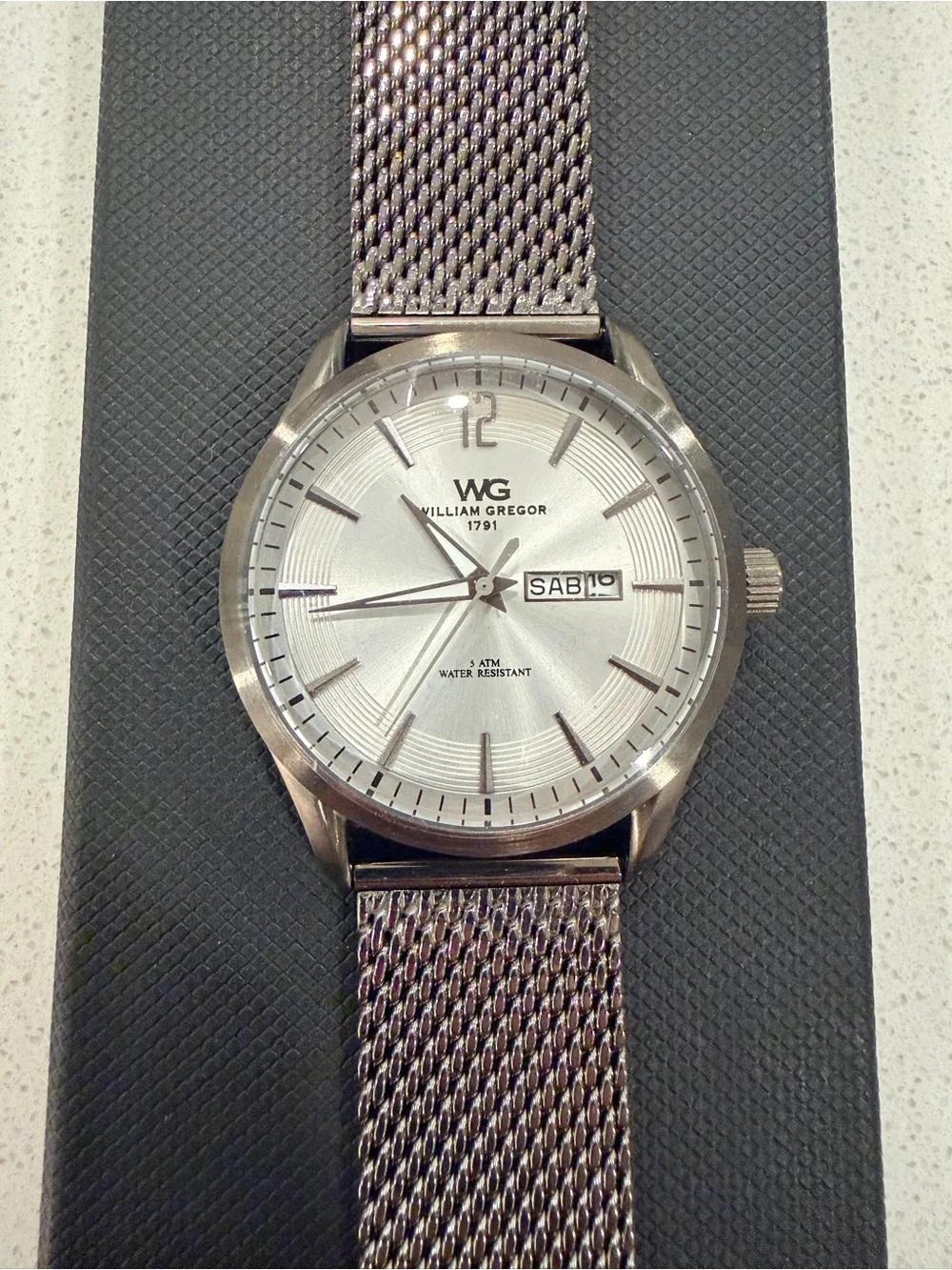 Silver Mesh Men’s Watch - Silver Dial
